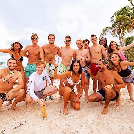 New Hostel Manuel Antonio, Meet New People ภายนอก รูปภาพ