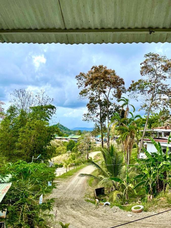 New Hostel Manuel Antonio, Meet New People ภายนอก รูปภาพ