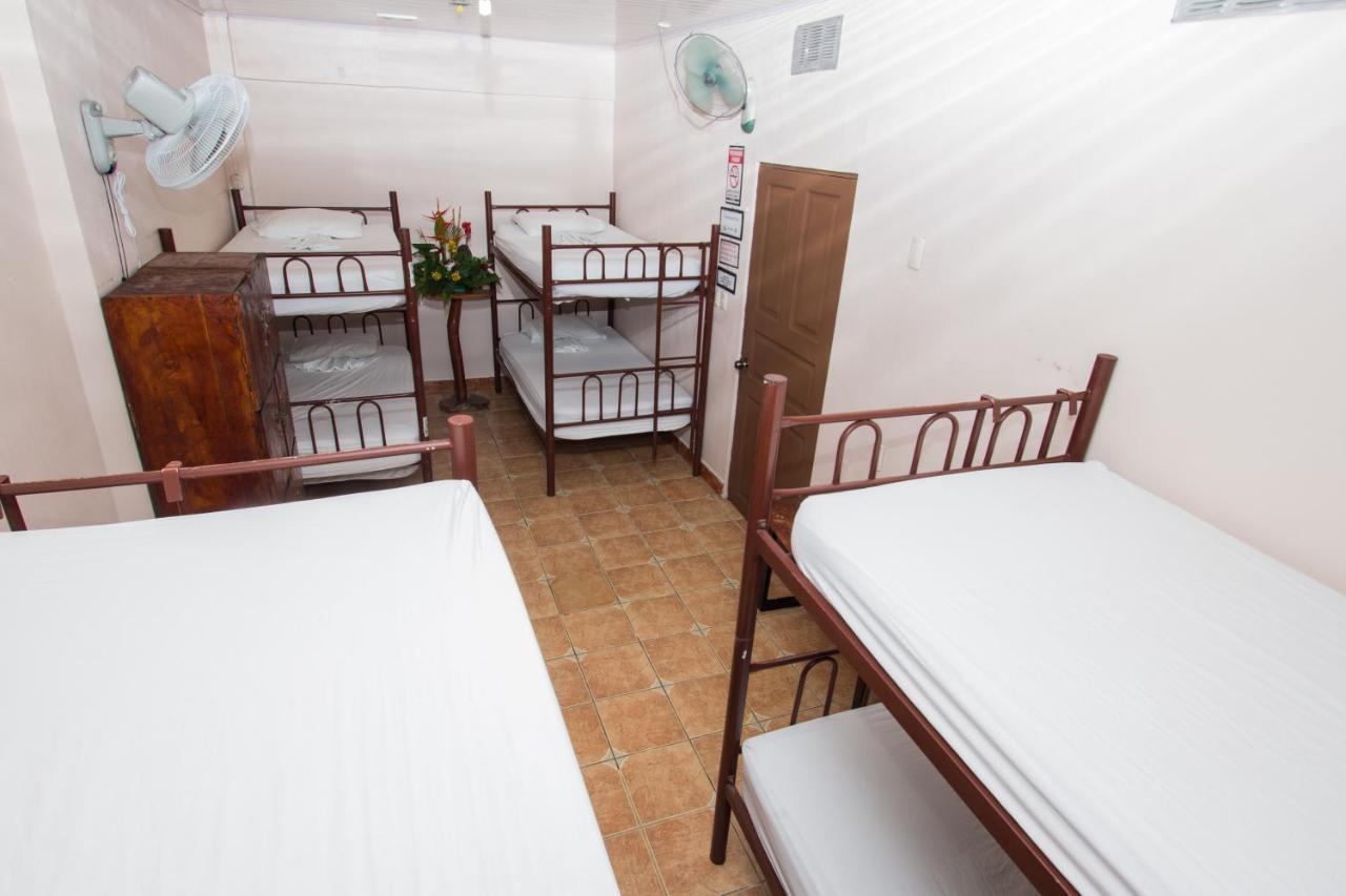 New Hostel Manuel Antonio, Meet New People ห้อง รูปภาพ